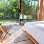 Team Tiny House Modulhaus Blick von innen nach außen